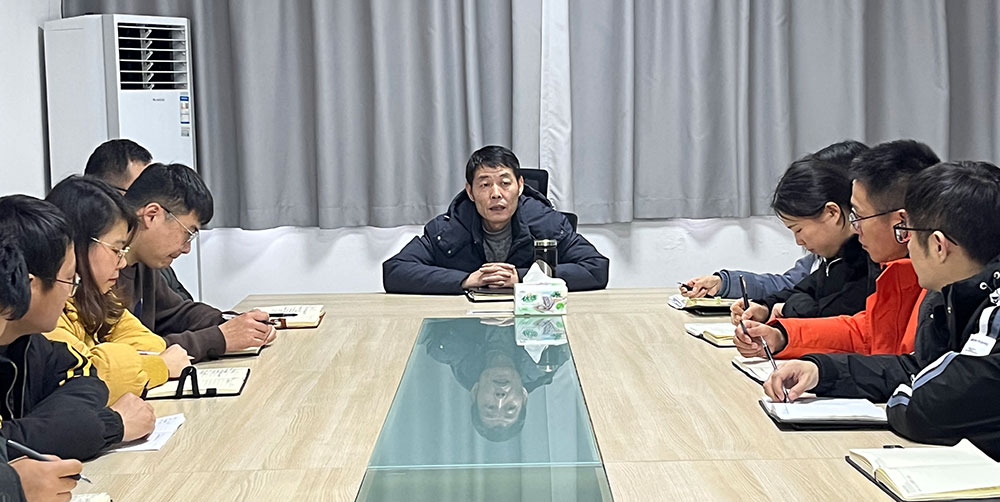 聚焦公司發(fā)展，共謀提升路徑 屯溪城建投公司召開2022年度全體員工大會