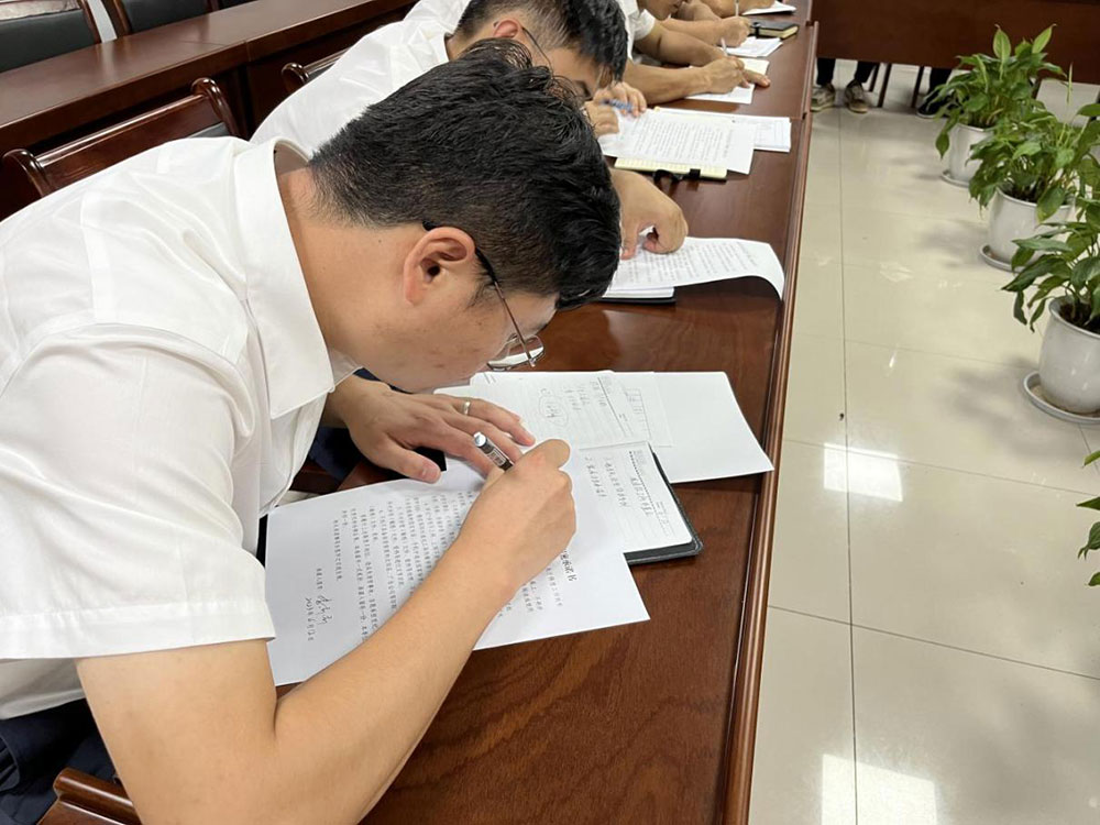 城建投公司召開(kāi)全體員工大會(huì)暨安全生產(chǎn)、保密工作會(huì)議?