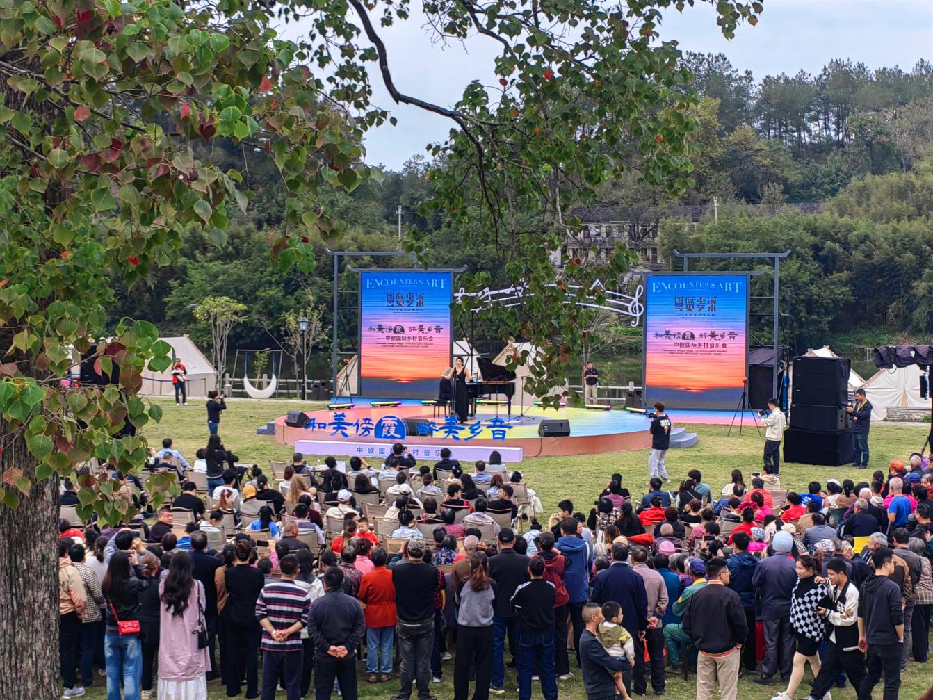 “出攤”即“出圈”！朱村“荷·咖啡”邀您一起聆聽經(jīng)典！