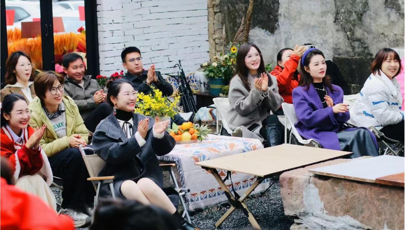 南溪南村 “柿間小院” 開業(yè)啦！