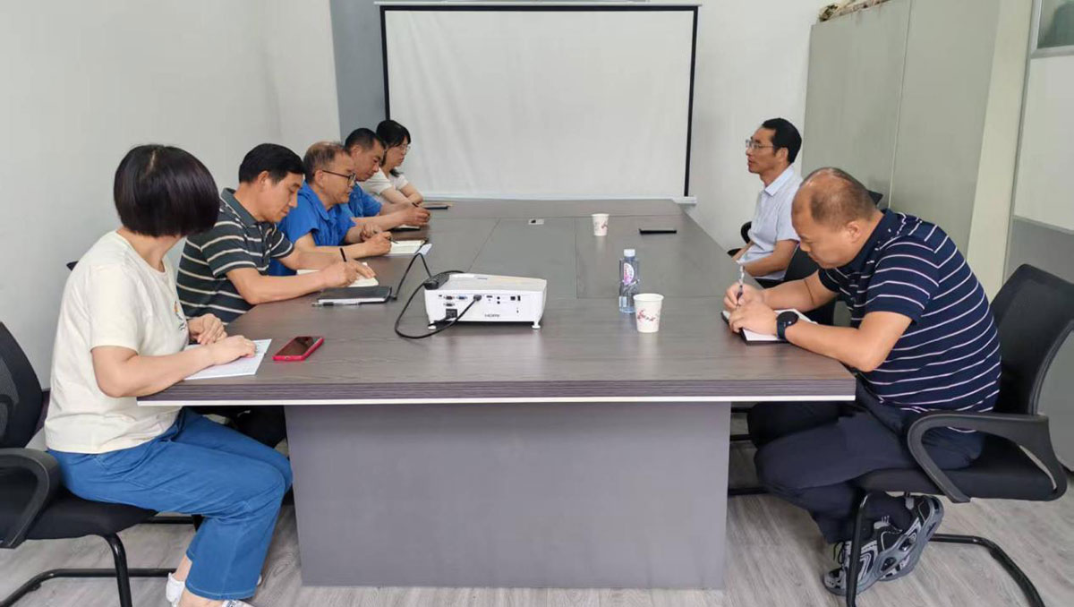 昱燃液化氣公司召開(kāi)階段性工作分析會(huì)