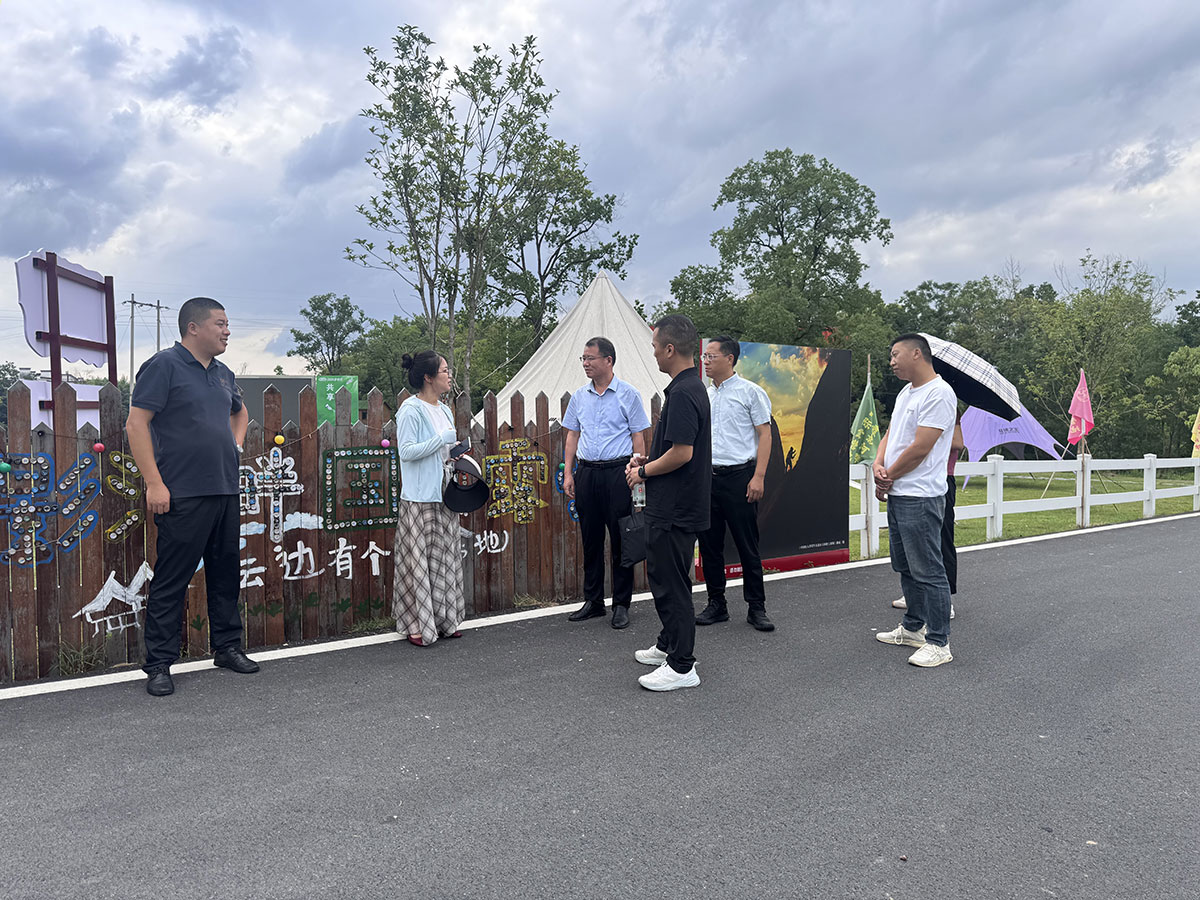 文化為魂，生態(tài)為基——傍霞村鄉(xiāng)村振興特色模式探討